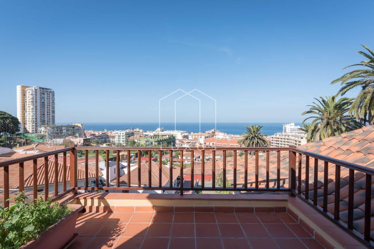 4 sovrum Villa till salu i Puerto de la Cruz med pool garage - 1 490 000 € (Ref: 7991730)