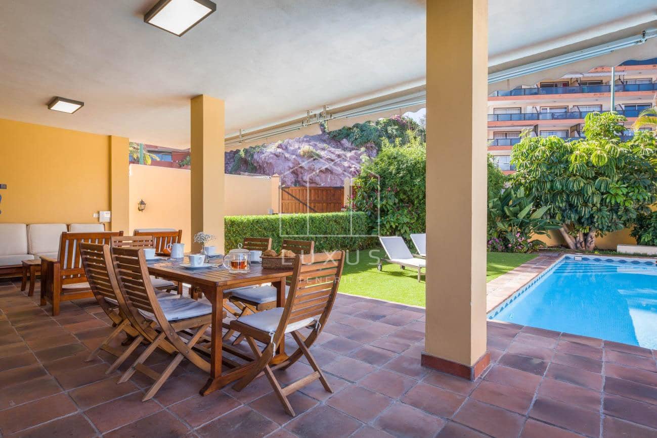 4 sovrum Villa till salu i Puerto de la Cruz med pool garage - 1 490 000 € (Ref: 7991730)