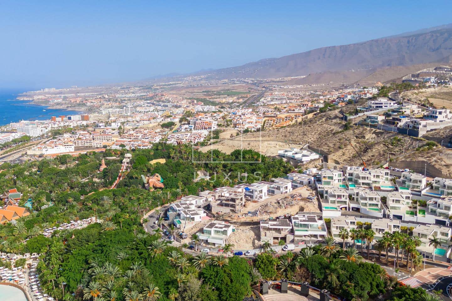 3 soverom Villa til salgs i Costa Adeje med svømmebasseng garasje - € 2 700 000 (Ref: 8620606)