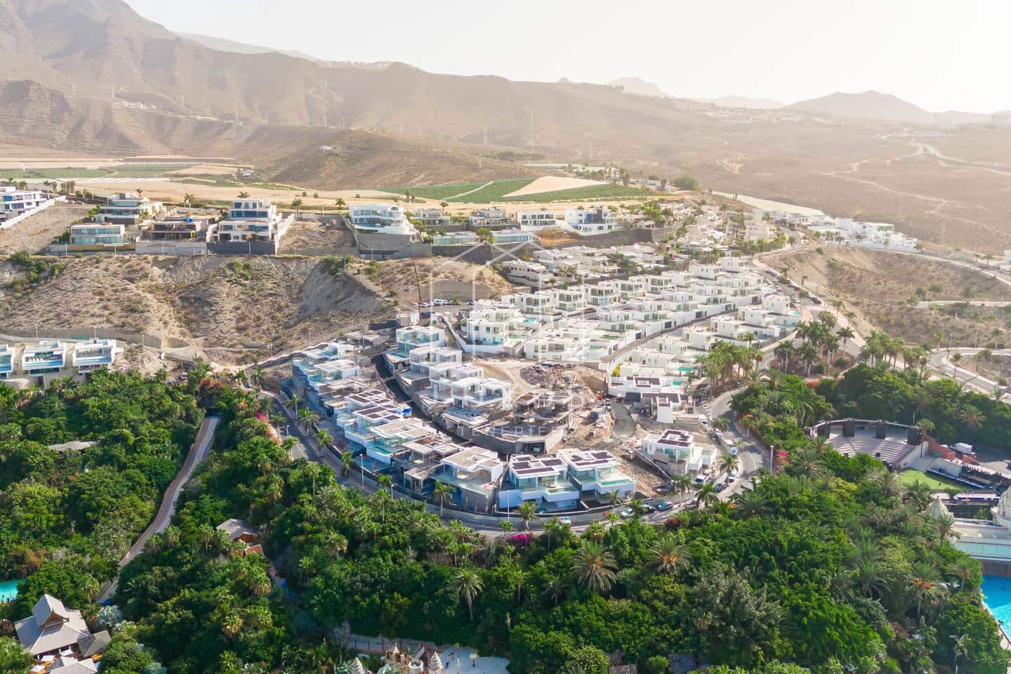 3 soverom Villa til salgs i Costa Adeje med svømmebasseng garasje - € 2 700 000 (Ref: 8620607)