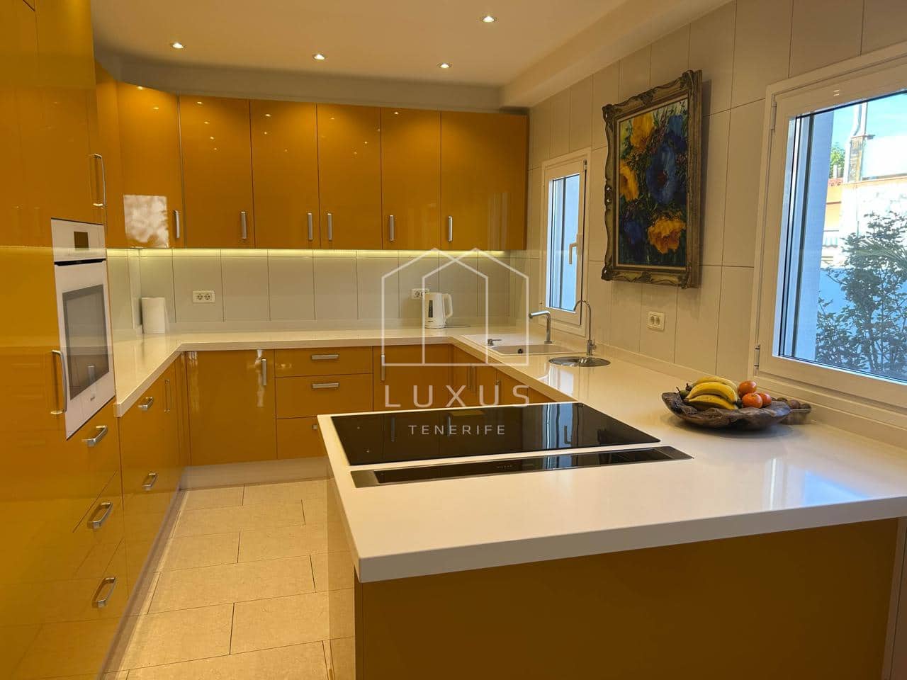 4 soverom Villa til salgs i Los Realejos med garasje - € 695 000 (Ref: 8791736)