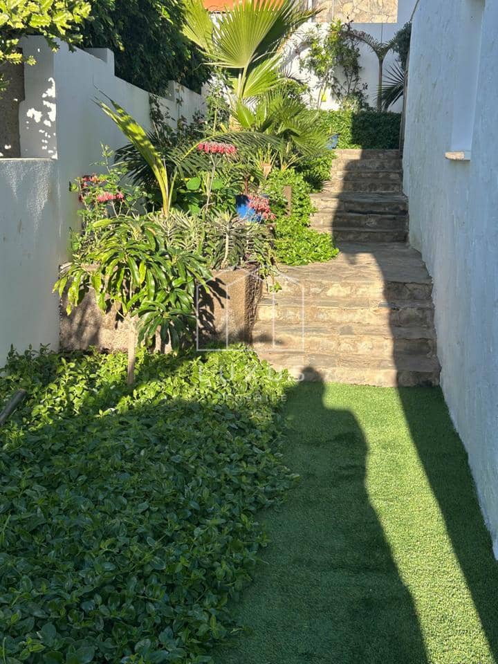 4 soverom Villa til salgs i Los Realejos med garasje - € 695 000 (Ref: 8791736)