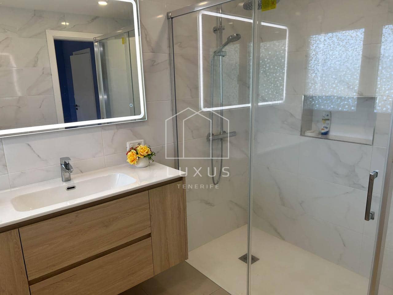 4 soverom Villa til salgs i Los Realejos med garasje - € 695 000 (Ref: 8791736)