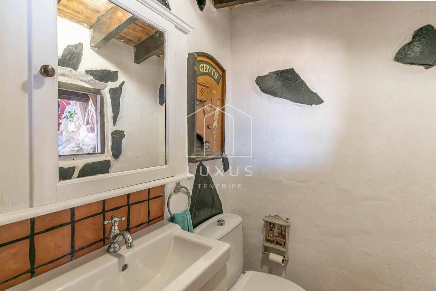 4 sypialnia Willa na sprzedaż w El Sauzal z basenem - 900 000 € (Ref: 8836292)