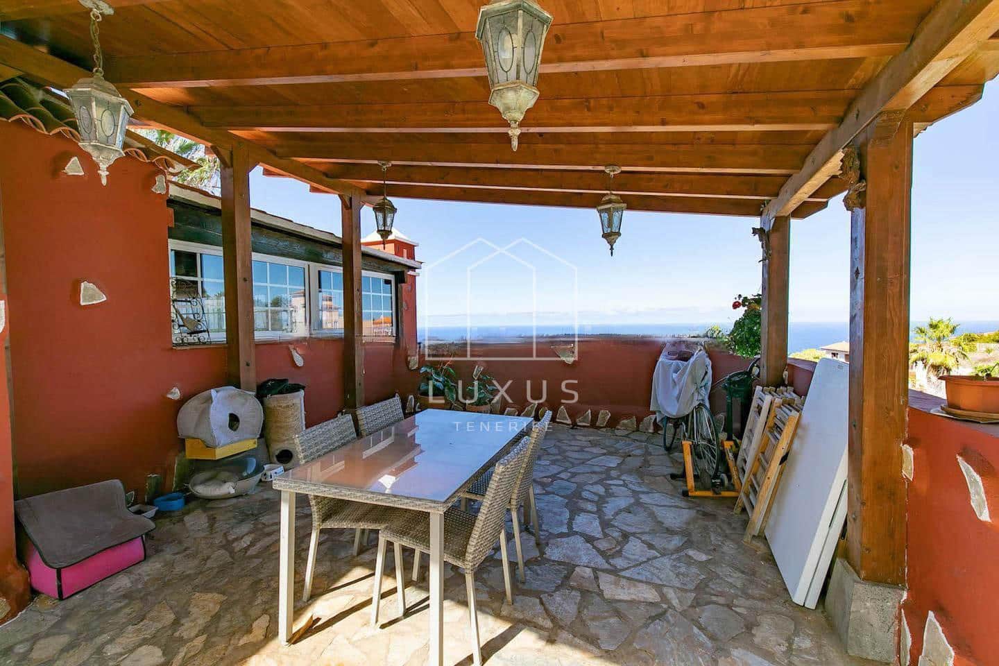 4 sypialnia Willa na sprzedaż w El Sauzal z basenem - 900 000 € (Ref: 8836292)