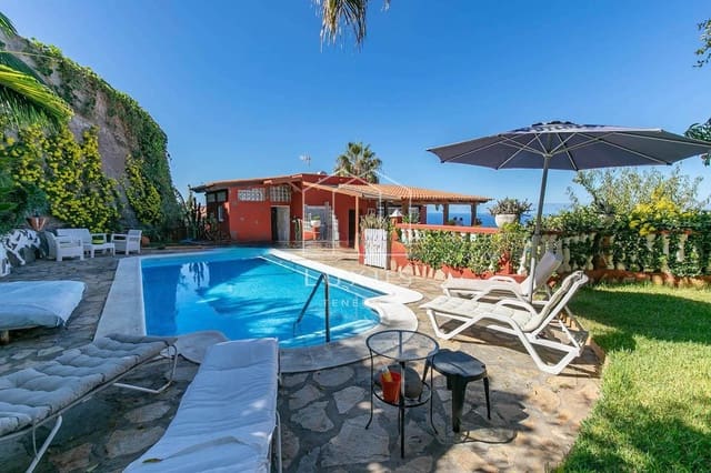 4 slaapkamer Villa te koop in El Sauzal met zwembad - € 900.000 (Ref: 8836292)