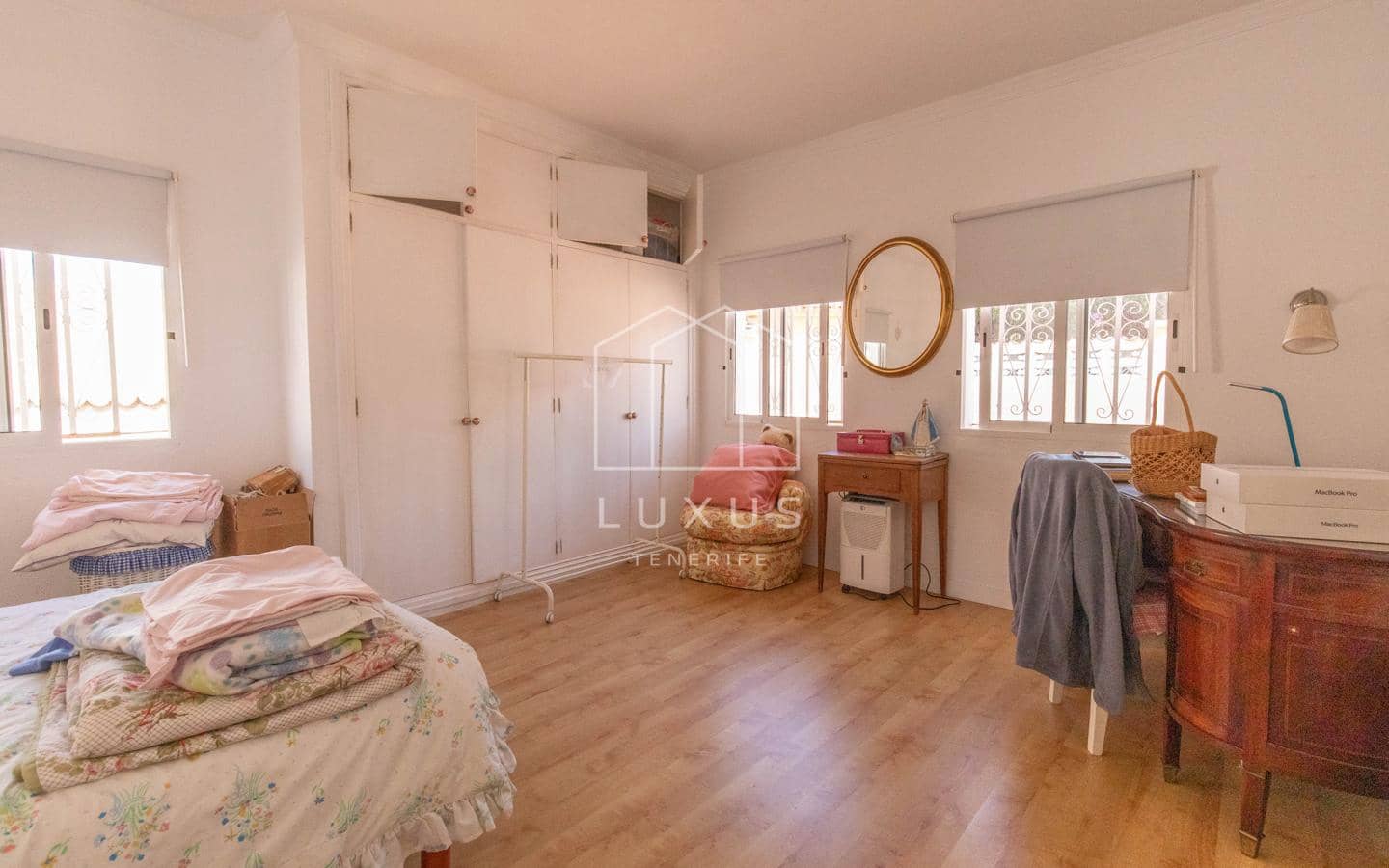 6 soveværelse Villa til salg i San Cristobal de La Laguna - € 700.000 (Ref: 8917517)