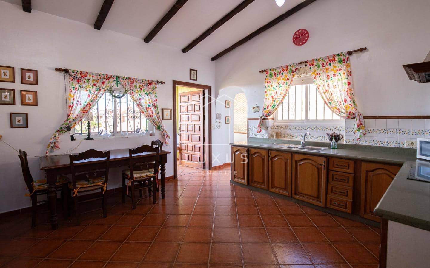 6 soveværelse Villa til salg i San Cristobal de La Laguna - € 700.000 (Ref: 8917517)