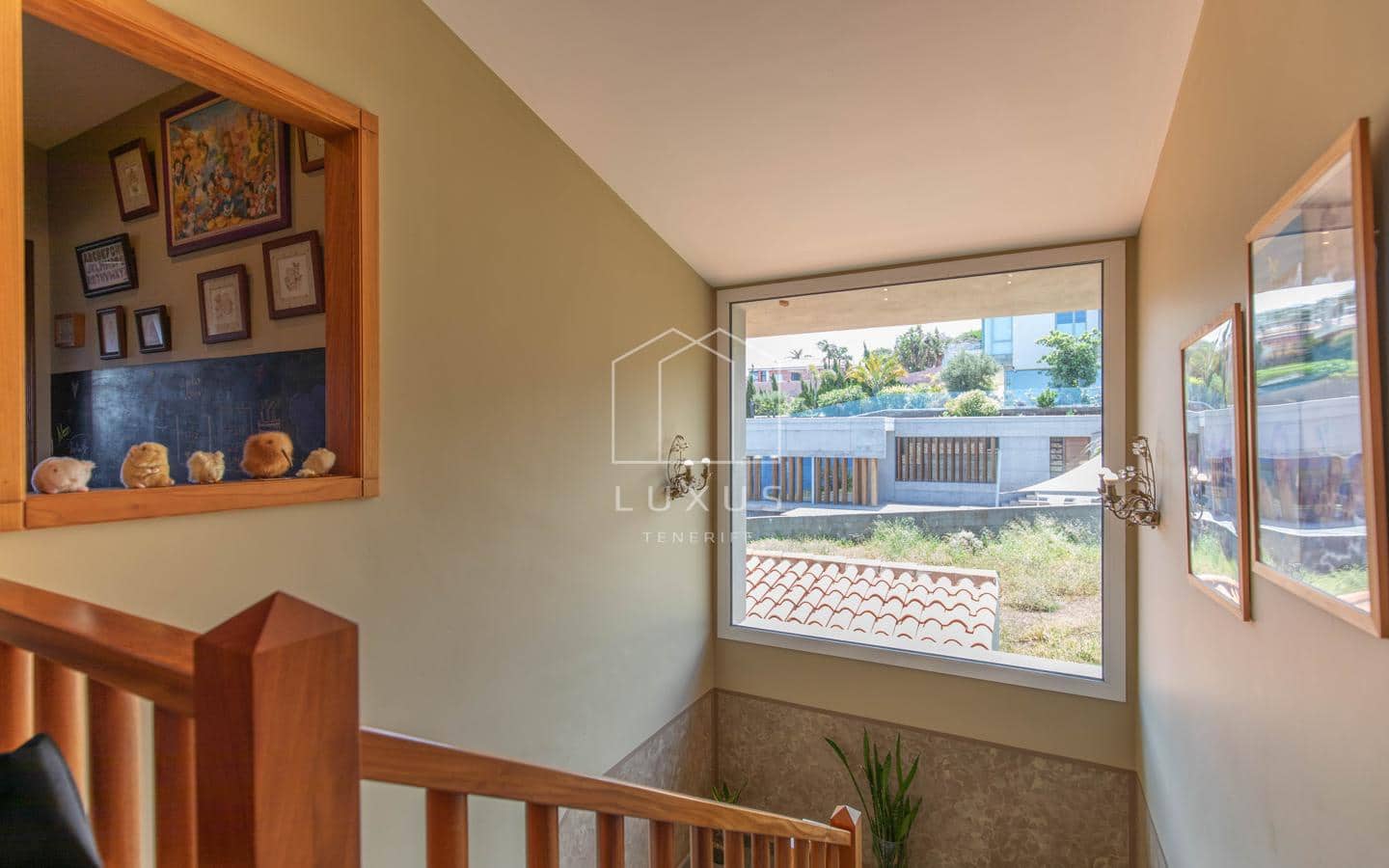 4 soveværelse Villa til salg i Tacoronte med swimmingpool - € 1.200.000 (Ref: 8981710)