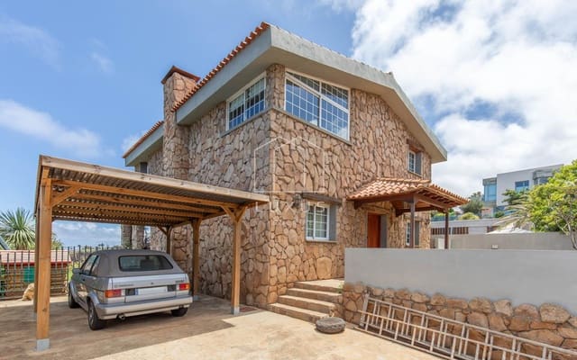 4 slaapkamer Villa te koop in Tacoronte met zwembad - € 1.200.000 (Ref: 8981710)
