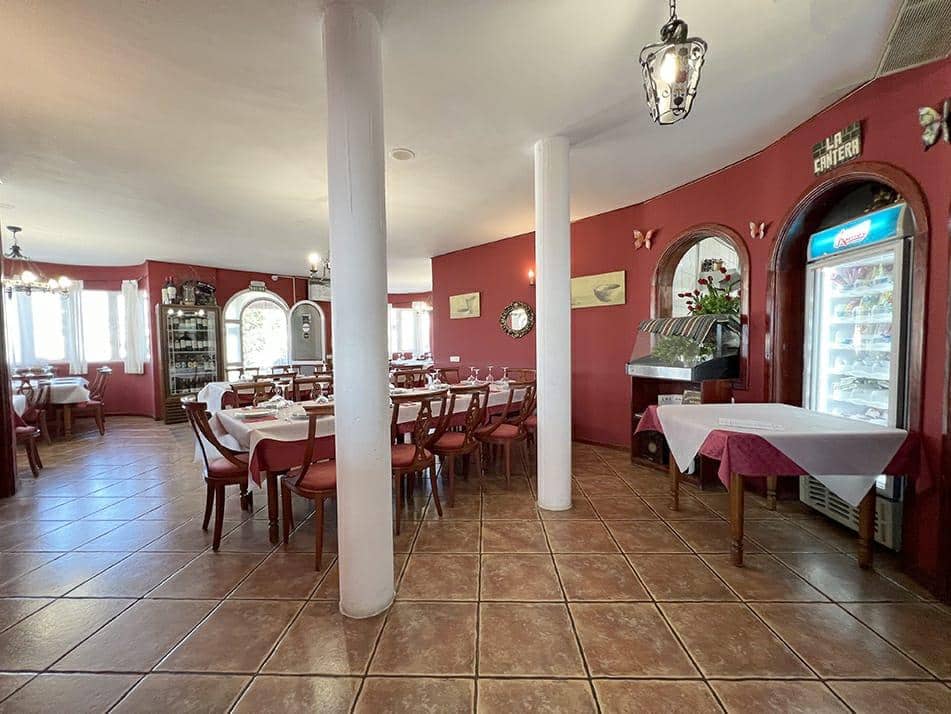 3 soveværelse Villa til salg i Arona - € 1.600.000 (Ref: 9075555)