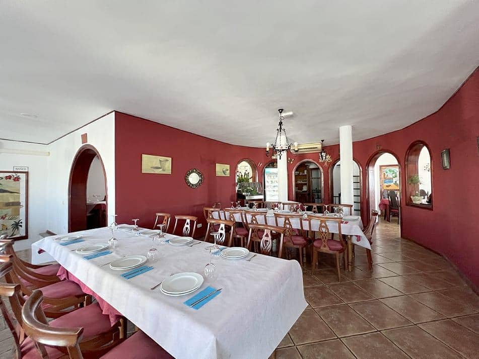 3 soveværelse Villa til salg i Arona - € 1.600.000 (Ref: 9075555)