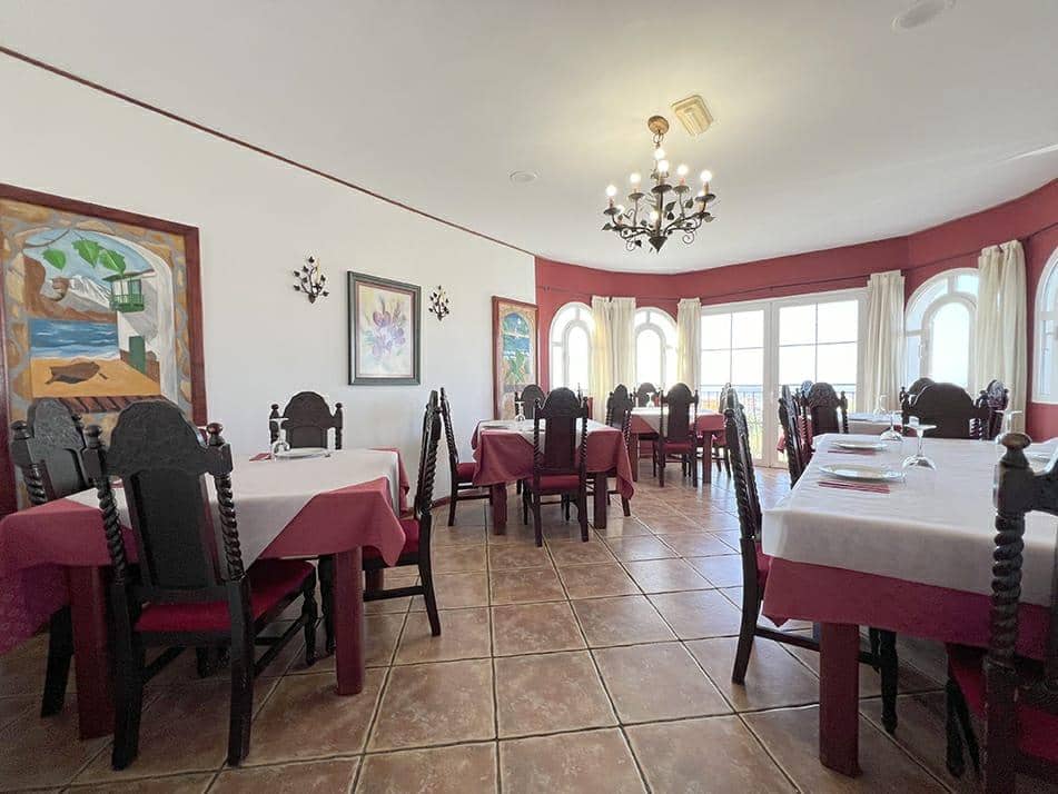 3 soveværelse Villa til salg i Arona - € 1.600.000 (Ref: 9075555)