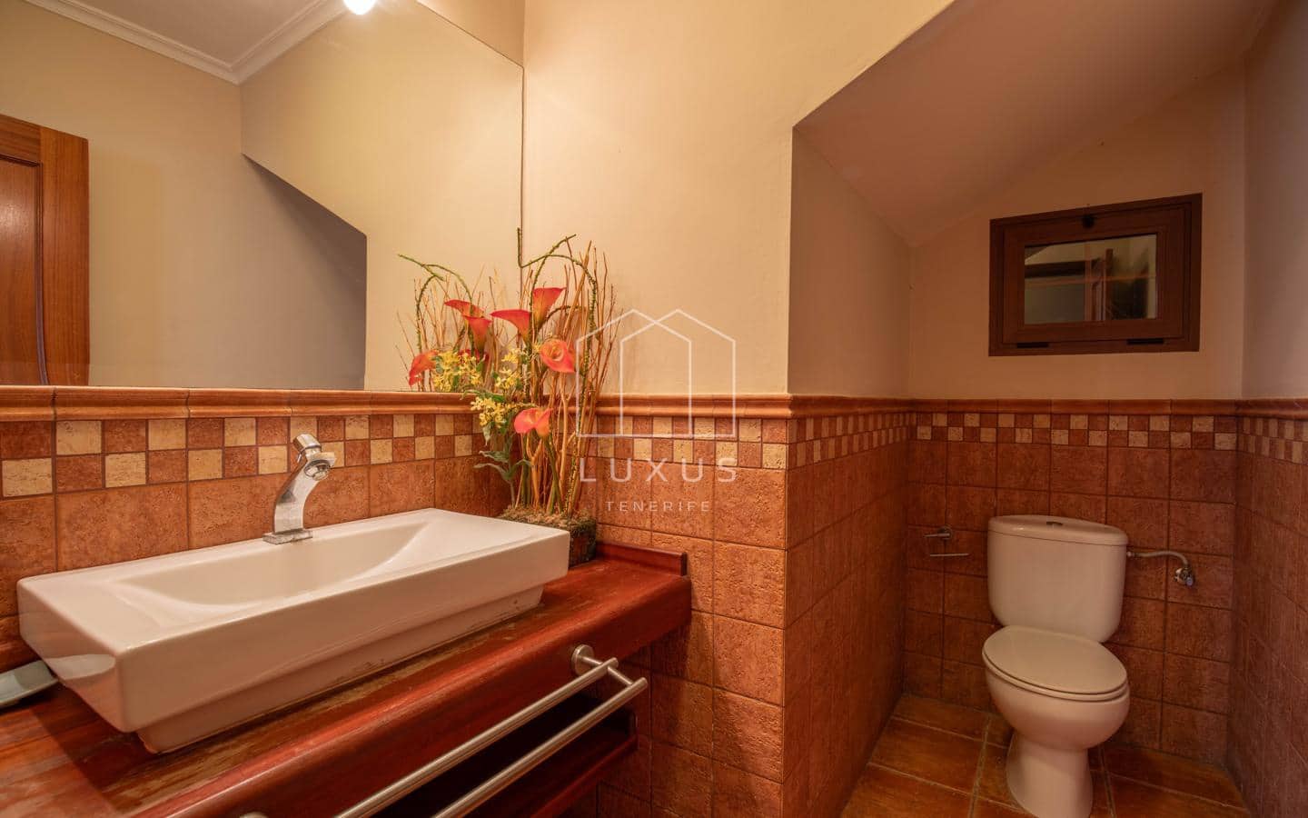 5 soveværelse Villa til salg i Arafo med swimmingpool - € 850.000 (Ref: 9124578)