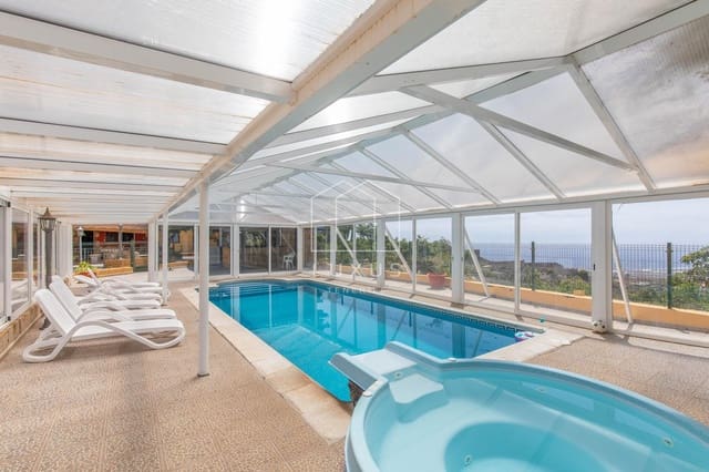 5 soveværelse Villa til salg i Arafo med swimmingpool - € 850.000 (Ref: 9124578)