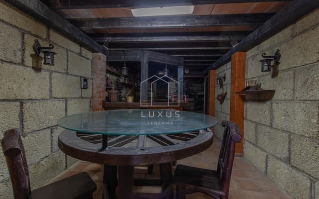 5 soveværelse Villa til salg i Arafo med swimmingpool - € 850.000 (Ref: 9124578)