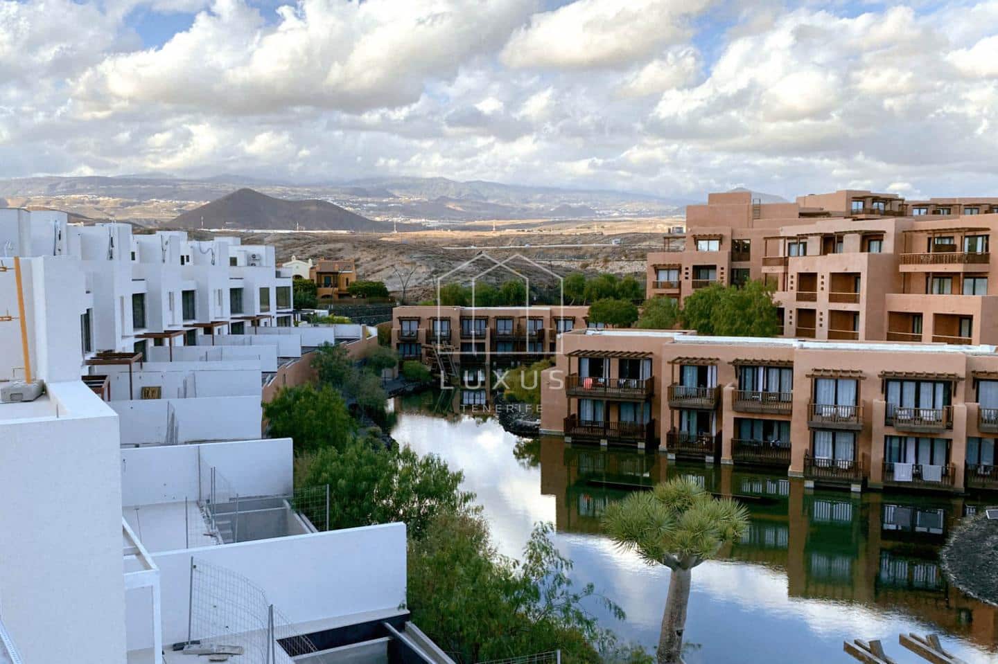 3 soveværelse Villa til salg i Amarilla Golf med swimmingpool garage - € 1.799.000 (Ref: 9216848)