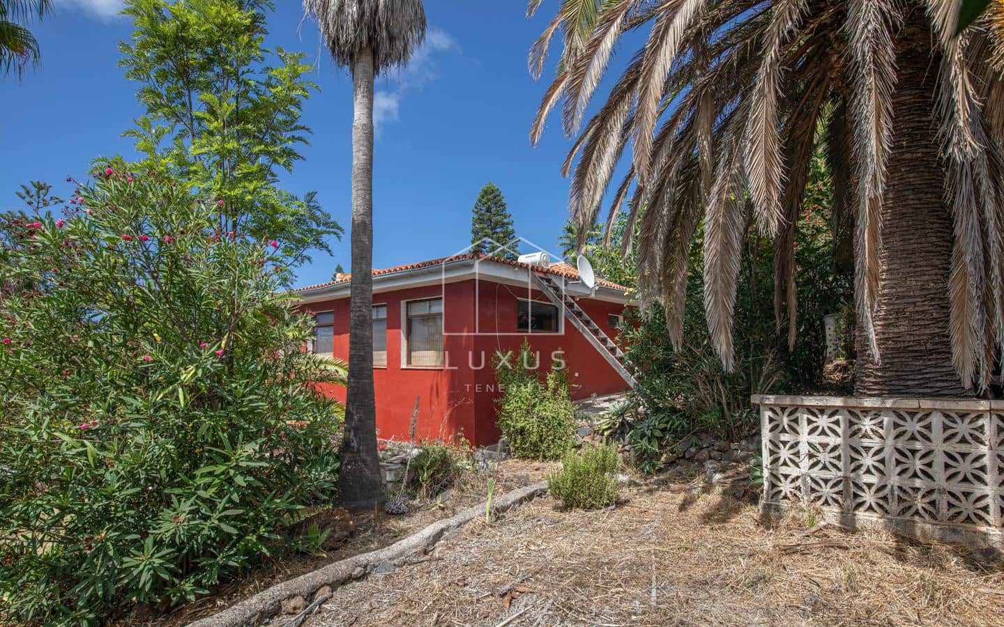 3 slaapkamer Villa te koop in Tacoronte met garage - € 495.000 (Ref: 9254156)