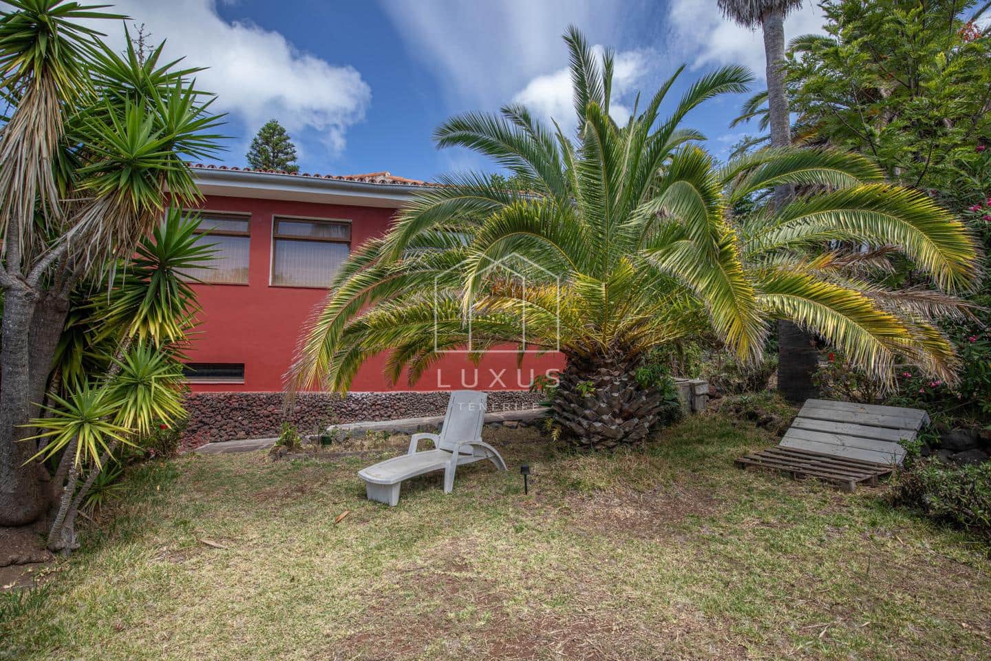 3 slaapkamer Villa te koop in Tacoronte met garage - € 495.000 (Ref: 9254156)