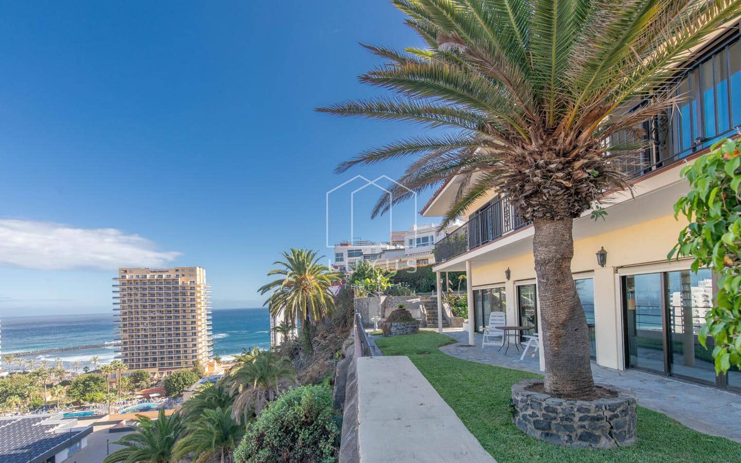 4 quarto Moradia para venda em Puerto de la Cruz - 995 000 € (Ref: 9455675)