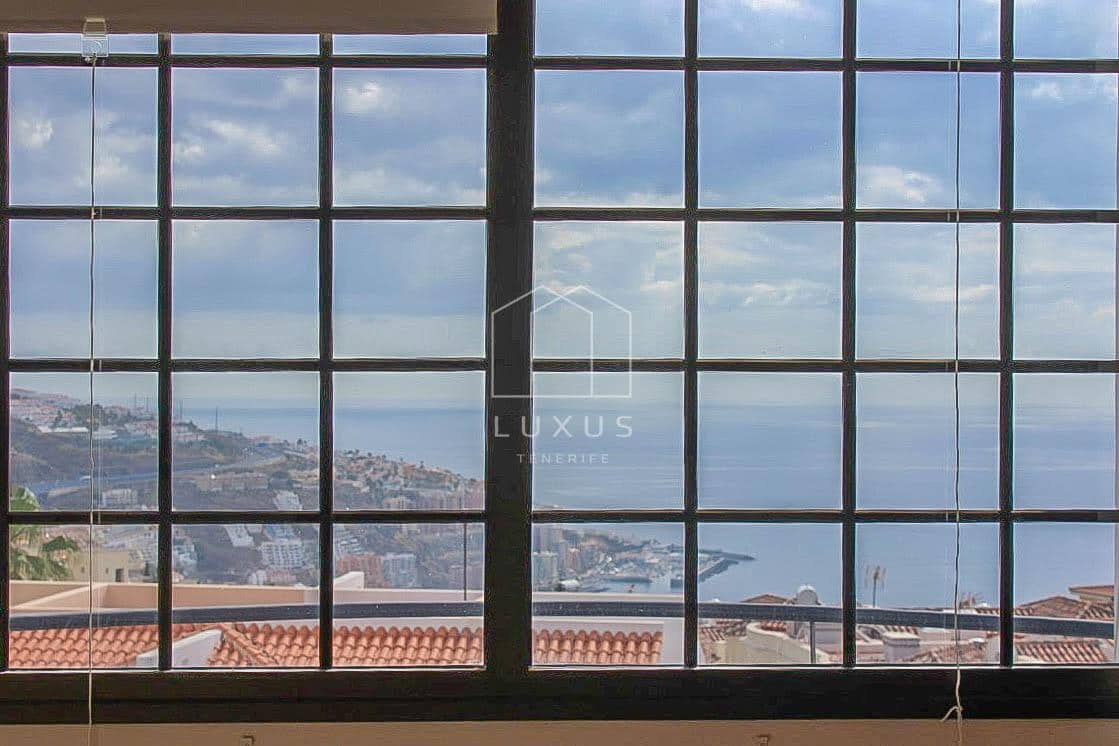 4 bedroom Villa for sale in Barranco Hondo with pool garage - € 899,000 (Ref: 9506921)