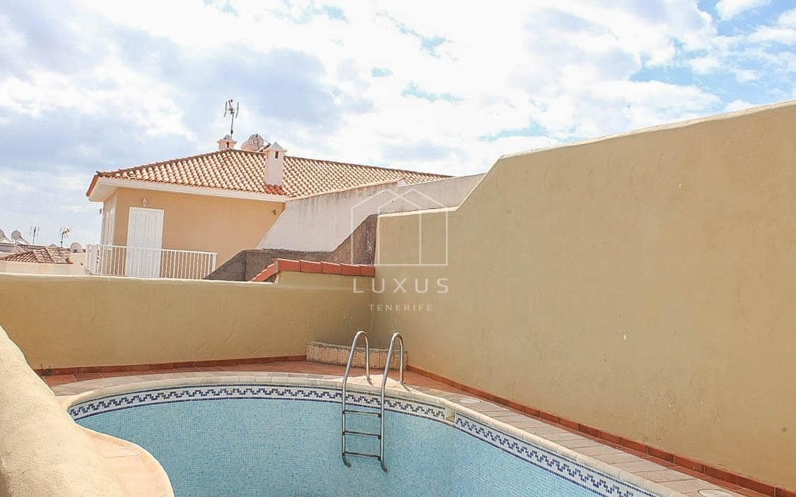 4 bedroom Villa for sale in Barranco Hondo with pool garage - € 899,000 (Ref: 9506921)