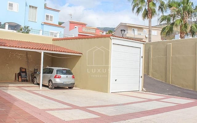 Chalet de 4 habitaciones en Barranco Hondo, Candelaria en venta con piscina garaje - 899.000 € (Ref: 9506921)