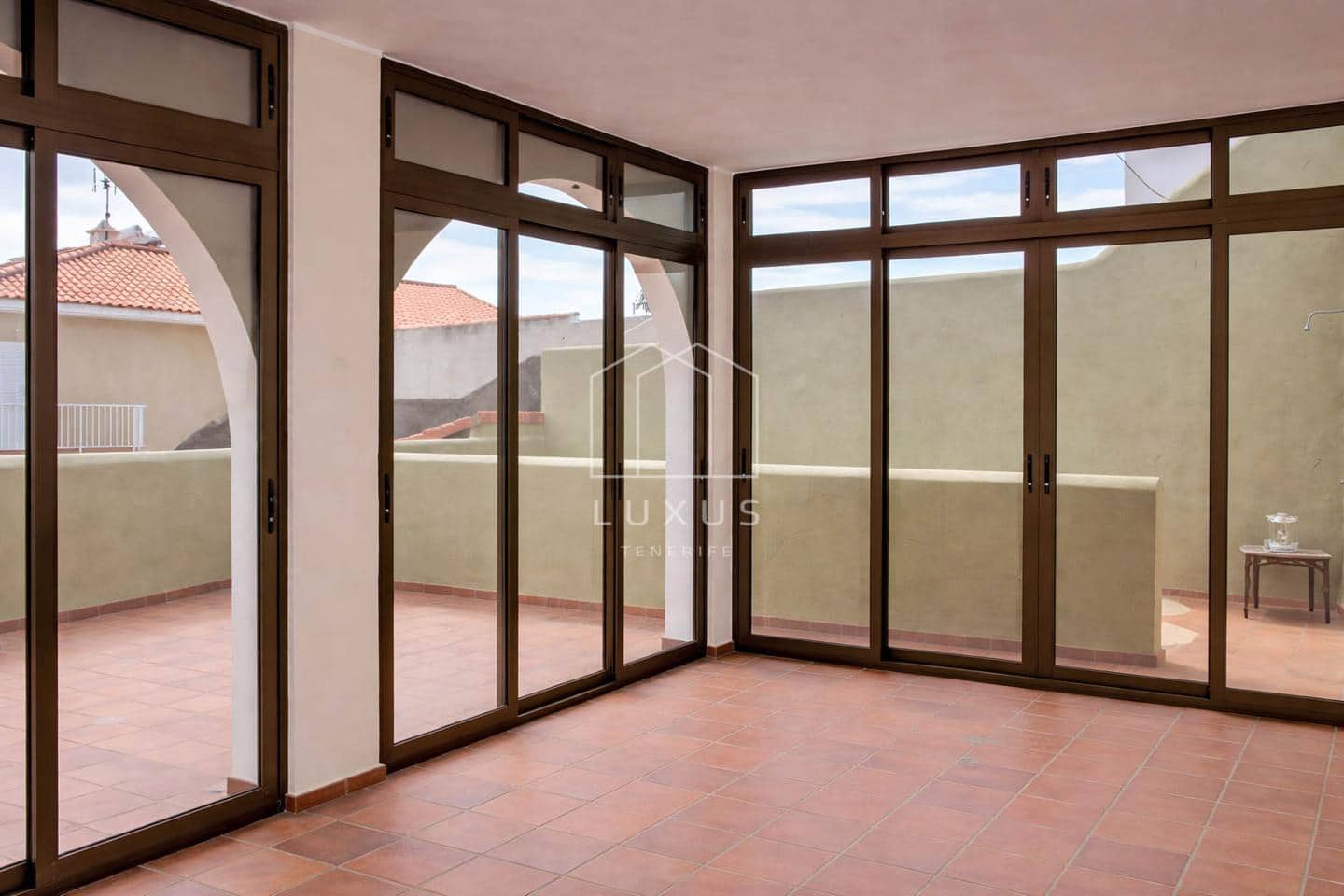 Chalet de 4 habitaciones en Barranco Hondo en venta con piscina garaje - 899.000 € (Ref: 9506921)