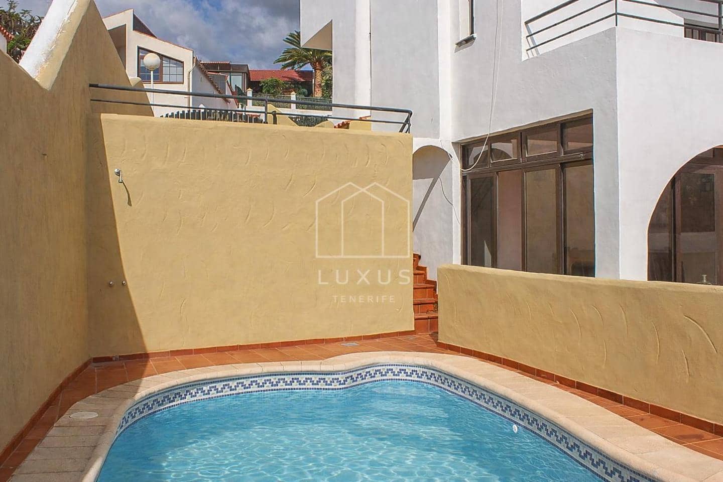 Chalet de 4 habitaciones en Barranco Hondo en venta con piscina garaje - 899.000 € (Ref: 9506921)