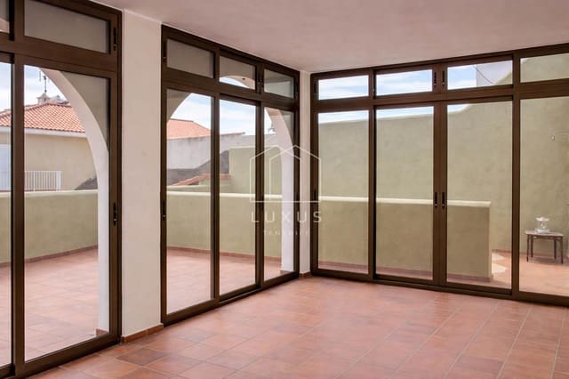 4 bedroom Villa for sale in Barranco Hondo, Candelaria with pool garage - € 899,000 (Ref: 9506921)