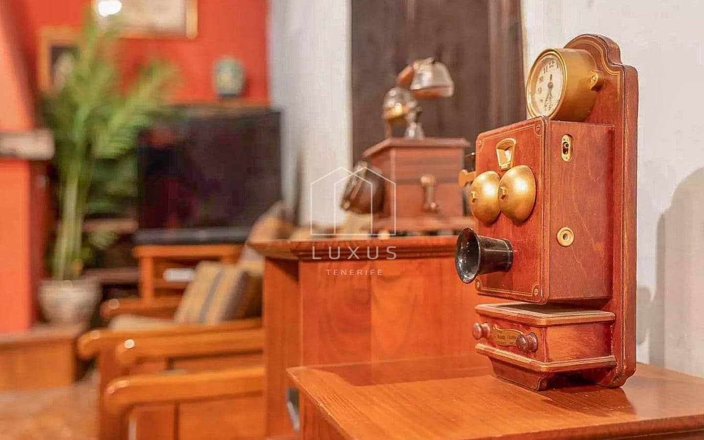 4 Zimmer Villa zu verkaufen in Tacoronte mit Pool Garage - 899.000 € (Ref: 9534928)