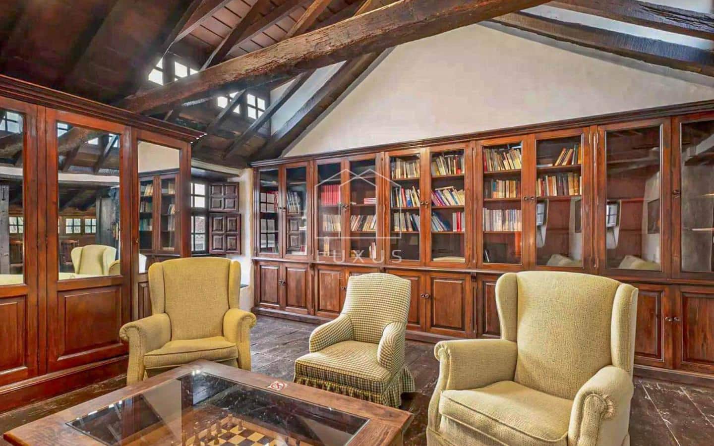 4 Zimmer Villa zu verkaufen in Tacoronte mit Pool Garage - 899.000 € (Ref: 9534928)