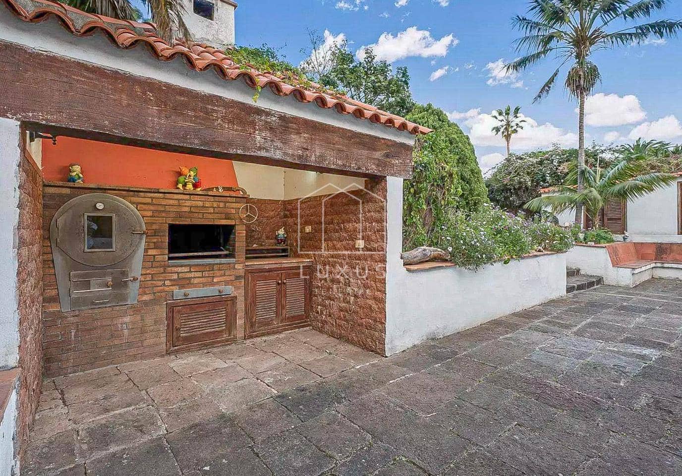 4 Zimmer Villa zu verkaufen in Tacoronte mit Pool Garage - 899.000 € (Ref: 9534928)