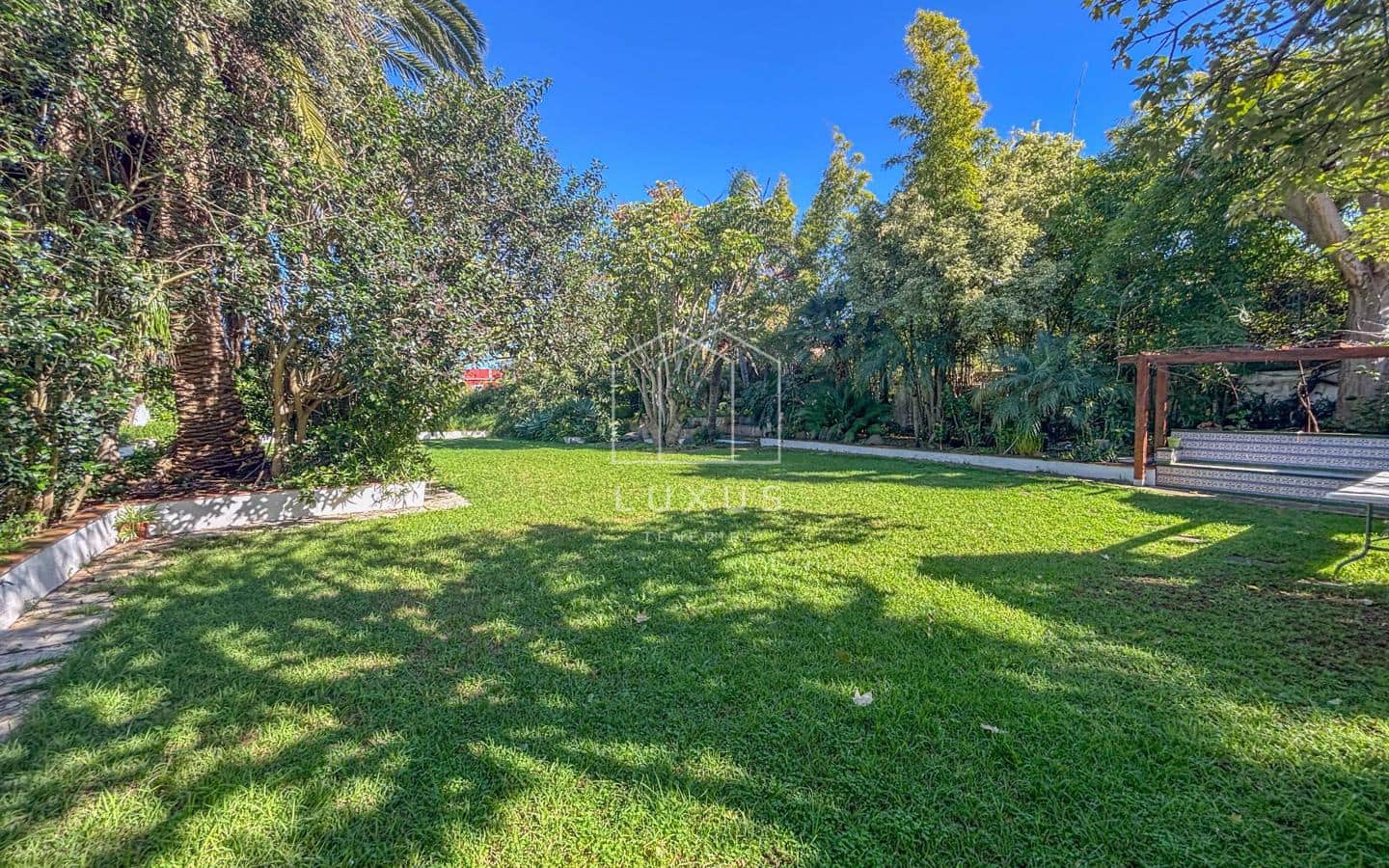 4 Zimmer Villa zu verkaufen in Tacoronte mit Pool Garage - 899.000 € (Ref: 9534928)