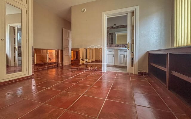 3 soveværelse Villa til salg i Puerto de la Cruz - € 699.000 (Ref: 9635031)