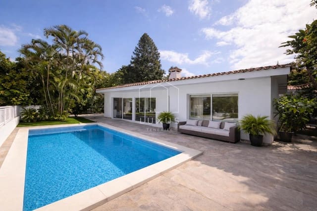 2 sovrum Villa till salu i Puerto de la Cruz med pool garage - 895 000 € (Ref: 9719200)