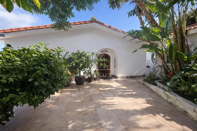 2 sovrum Villa till salu i Puerto de la Cruz med pool garage - 895 000 € (Ref: 9719200)