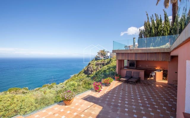 Chalet de 5 habitaciones en Tacoronte en venta con piscina garaje - 2.700.000 € (Ref: 9720703)