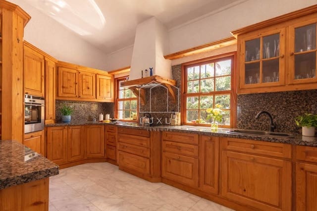 Chalet de 5 habitaciones en Tacoronte en venta con piscina garaje - 2.700.000 € (Ref: 9720703)