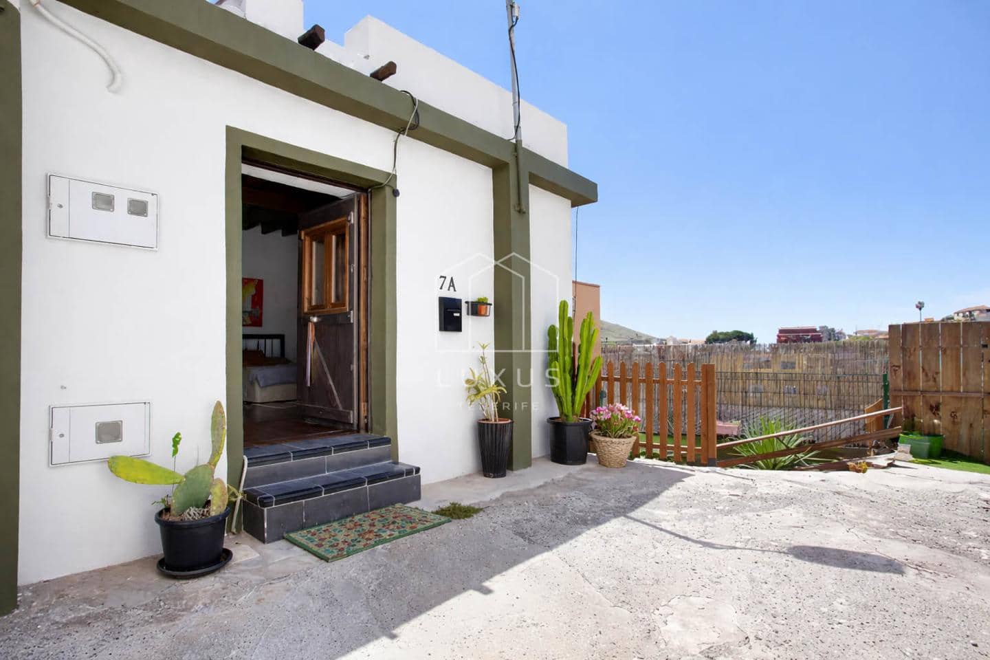 1 bedroom Villa for sale in Granadilla de Abona - € 187,900 (Ref: 9726205)