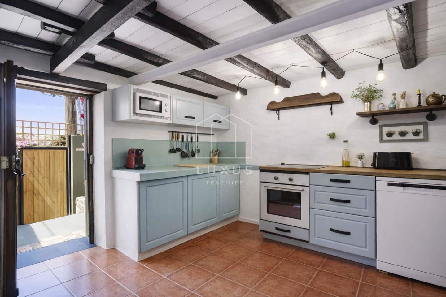 1 bedroom Villa for sale in Granadilla de Abona - € 187,900 (Ref: 9726205)