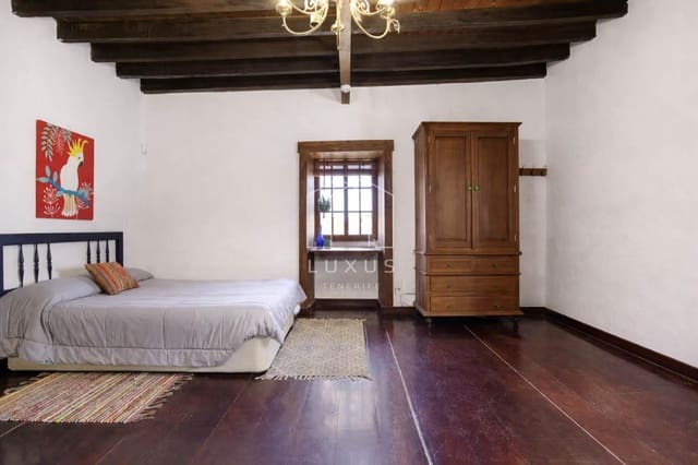Chalet de 1 habitación en Granadilla de Abona en venta - 187.900 € (Ref: 9726205)