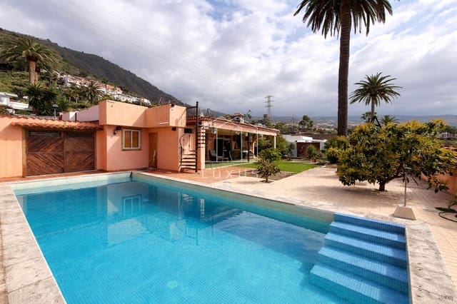 3 Zimmer Villa zu verkaufen in La Orotava mit Pool Garage - 599.000 € (Ref: 9731385)
