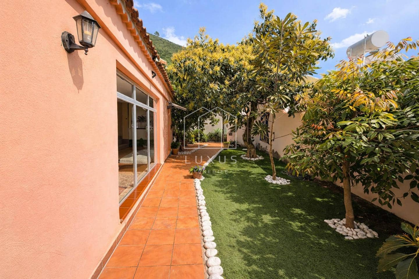 4 slaapkamer Villa te koop in La Orotava met zwembad garage - € 525.000 (Ref: 9731385)