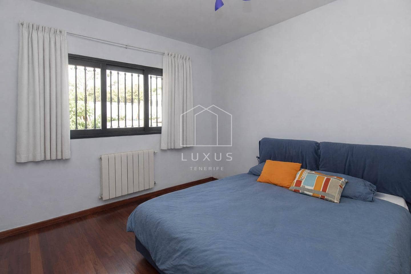 3 quarto Moradia para venda em El Sauzal com piscina garagem - 825 000 € (Ref: 9789571)