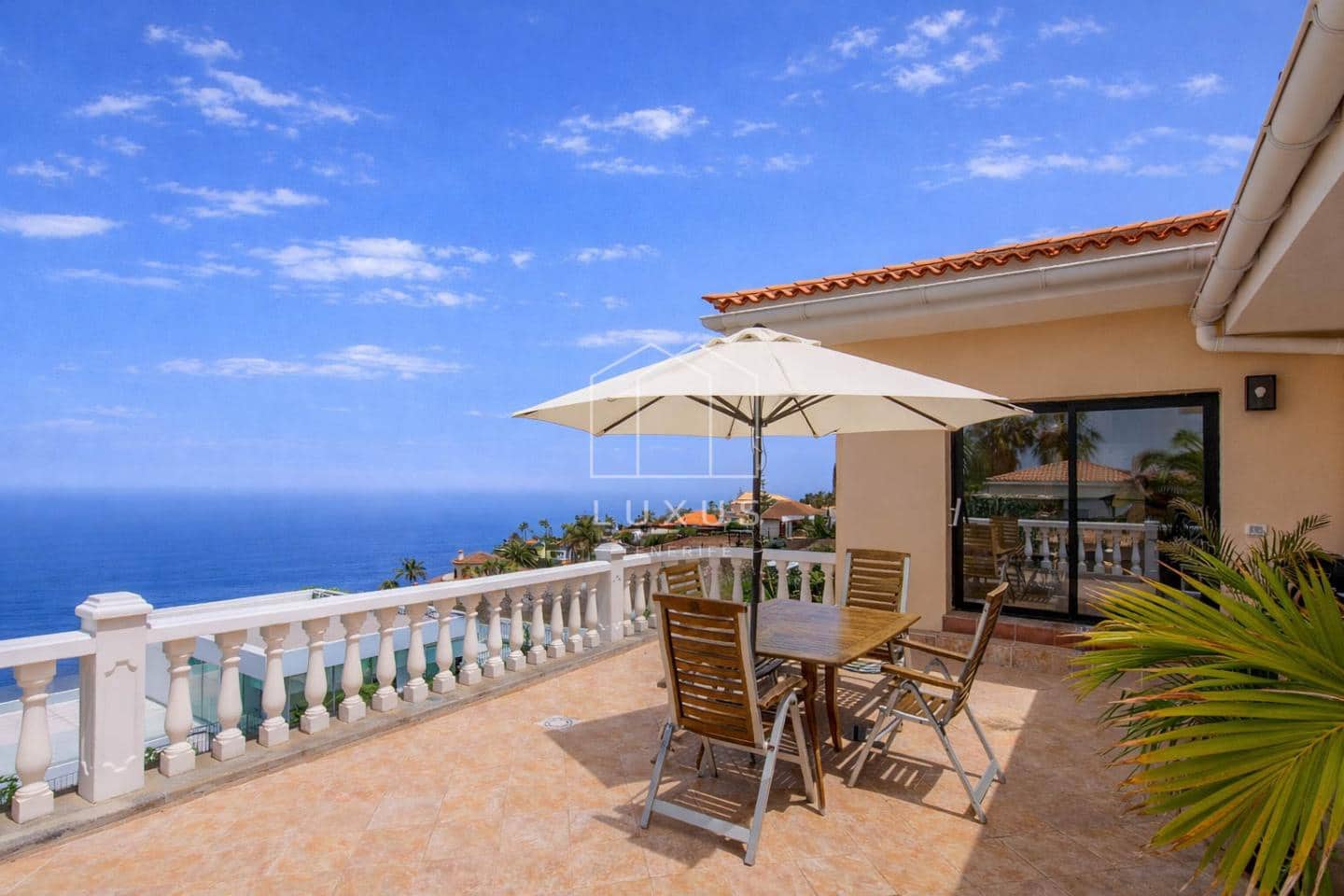 3 quarto Moradia para venda em El Sauzal com piscina garagem - 825 000 € (Ref: 9789571)