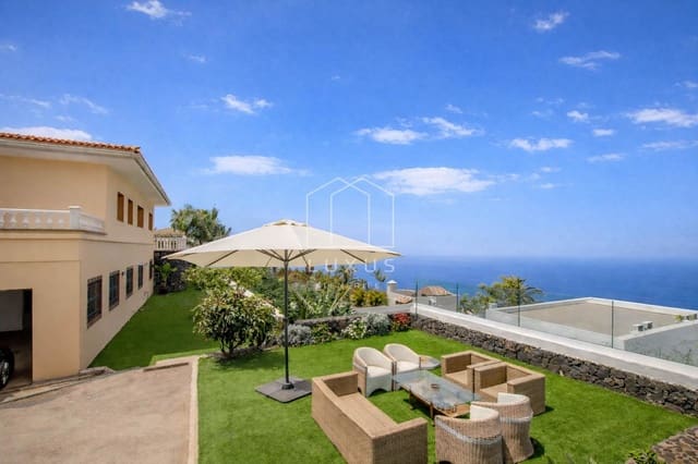 3 quarto Moradia para venda em El Sauzal com piscina garagem - 825 000 € (Ref: 9789571)