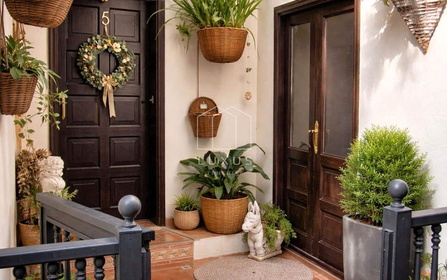 Chalet de 7 habitaciones en Icod de los Vinos en venta - 899.000 € (Ref: 9789931)