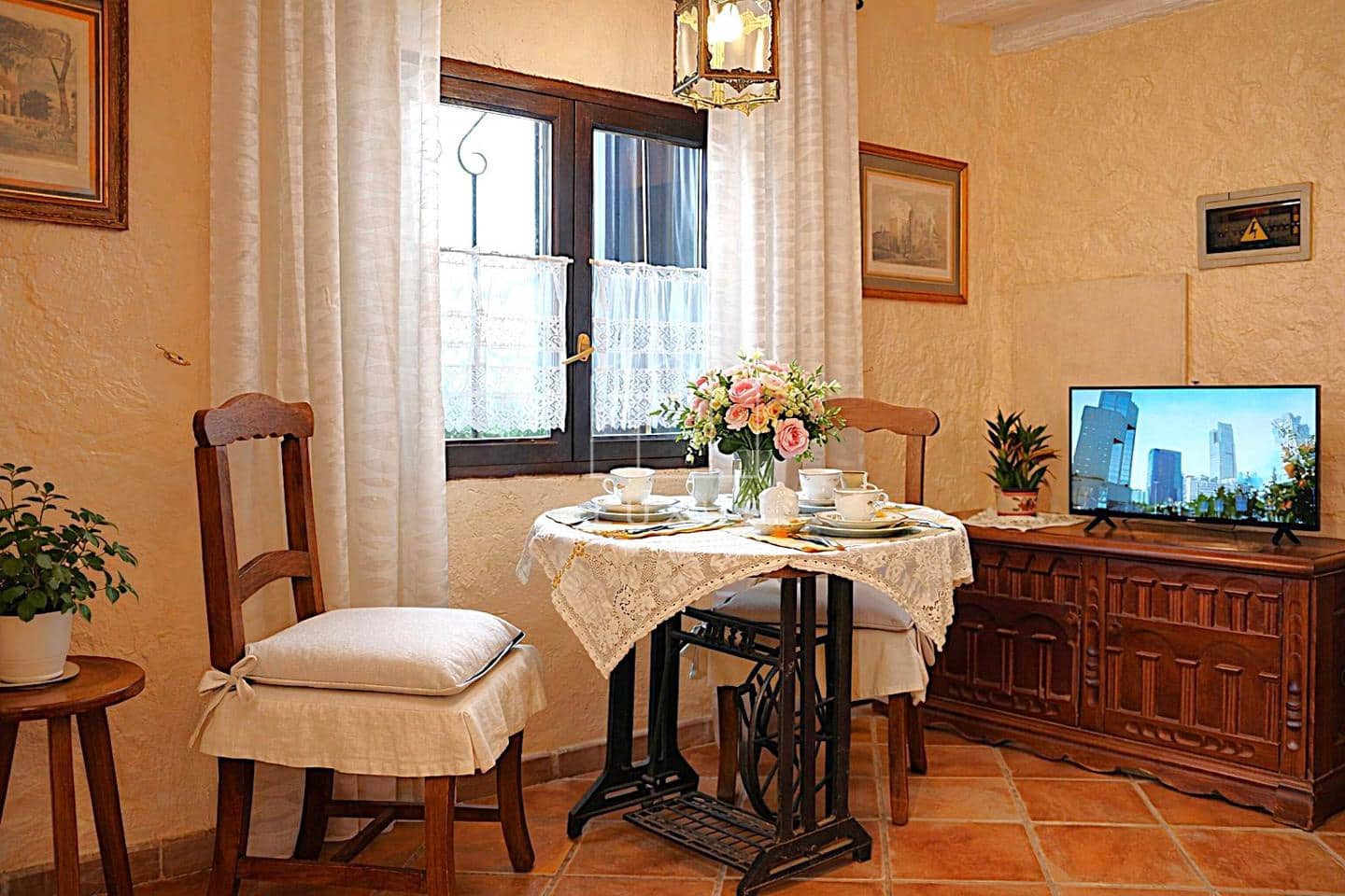 Chalet de 7 habitaciones en Icod de los Vinos en venta - 899.000 € (Ref: 9789931)