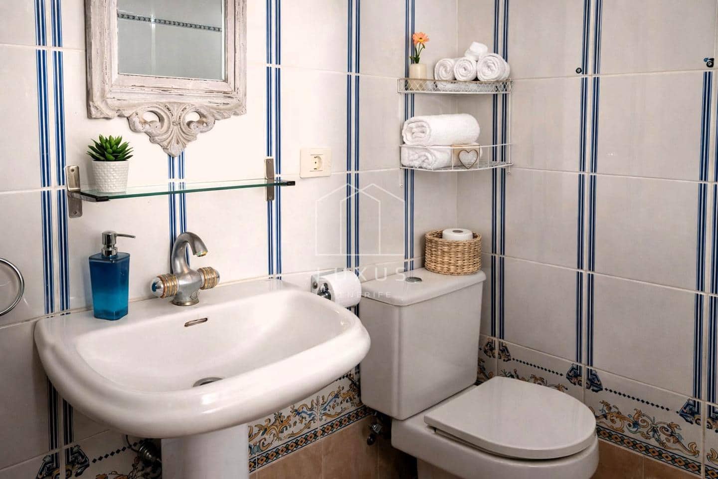 Chalet de 7 habitaciones en Icod de los Vinos en venta - 899.000 € (Ref: 9789931)